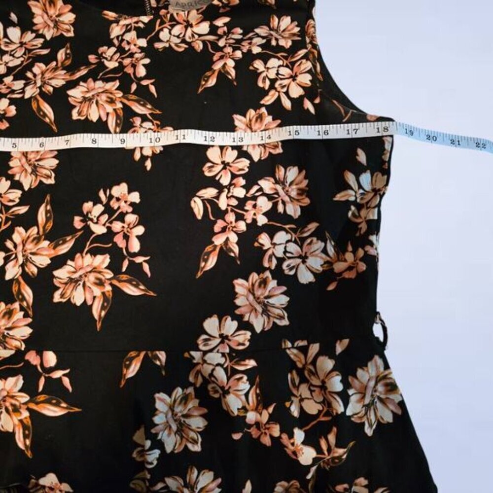 Apricot Black Floral Dress with Belt - Size‎ 10 - Picture 5 of 10